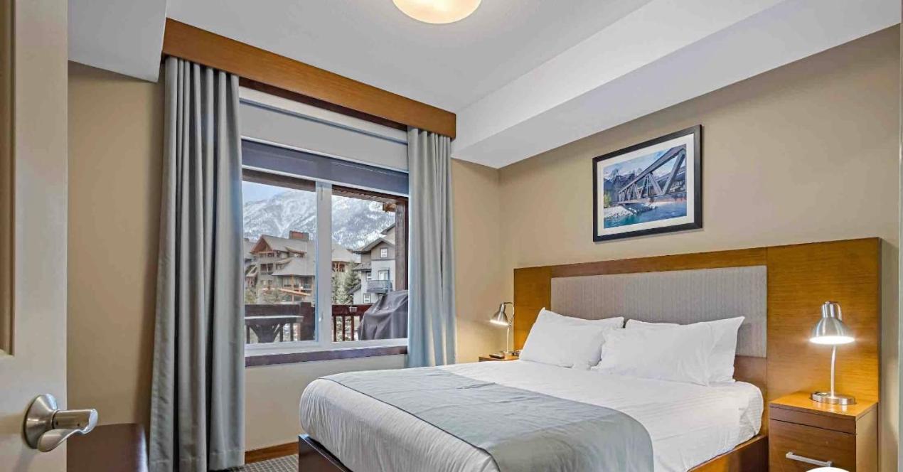 Falcon Crest Lodge 1 Bedroom Condo With Gym & Hot-Tubs & Mountain View Canmore Dış mekan fotoğraf