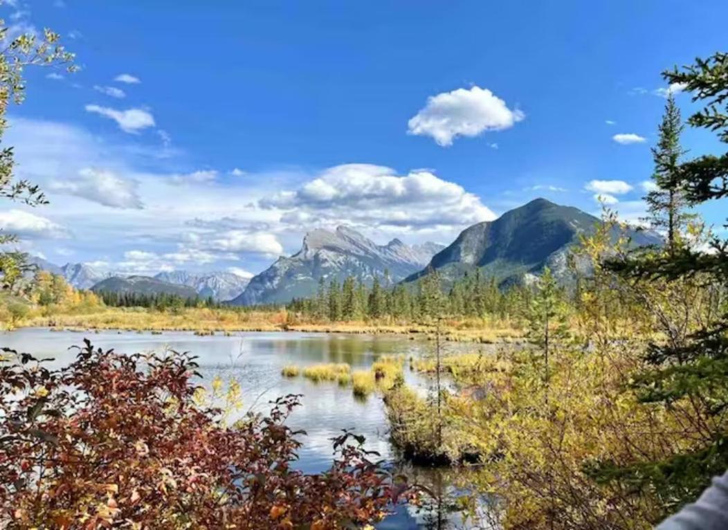 Falcon Crest Lodge 1 Bedroom Condo With Gym & Hot-Tubs & Mountain View Canmore Dış mekan fotoğraf