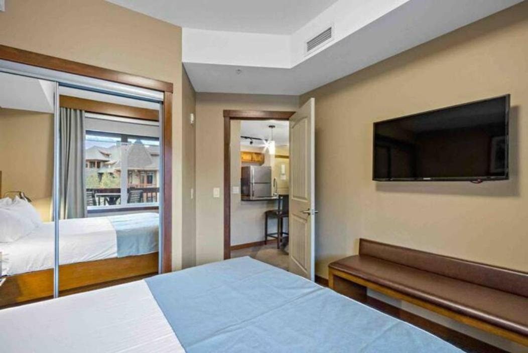Falcon Crest Lodge 1 Bedroom Condo With Gym & Hot-Tubs & Mountain View Canmore Dış mekan fotoğraf